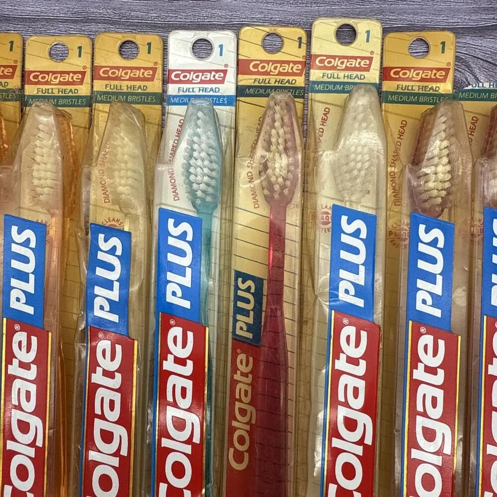 12 Vintage Colgate Plus Toothbrush Diamond 1 Shaped Full Head Medium Bristles